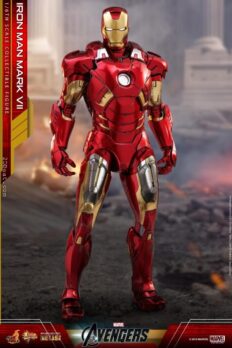 Hot Toys Iron Man Mark VII The Avengers Chính Hãng Tỉ Lệ 1:6