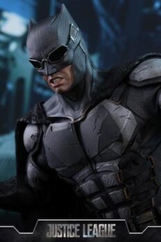 Mô Hình Hot Toys 1/6 MMS432 Batman Justice League Tactical Batsuit Version