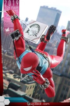 Mô Hình Chính Hãng Hot Toys Marvel's Spider-Man Scarlet Spider Action Figure