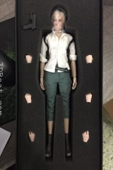 Mô hình SWToys FS017 Sherry Birkin kích thước 1/6 Scale từ Resident Evil 6