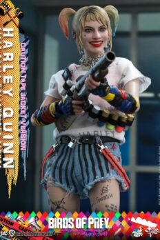 Mô Hình Chính Hãng 1/6 - HOT TOYS Harley Quinn Birds of Prey (Caution Tape Jacket Version)