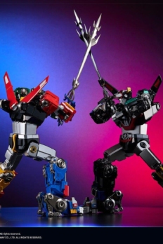 BLITZWAY 38CM Tall Black Voltron Collectible Figure