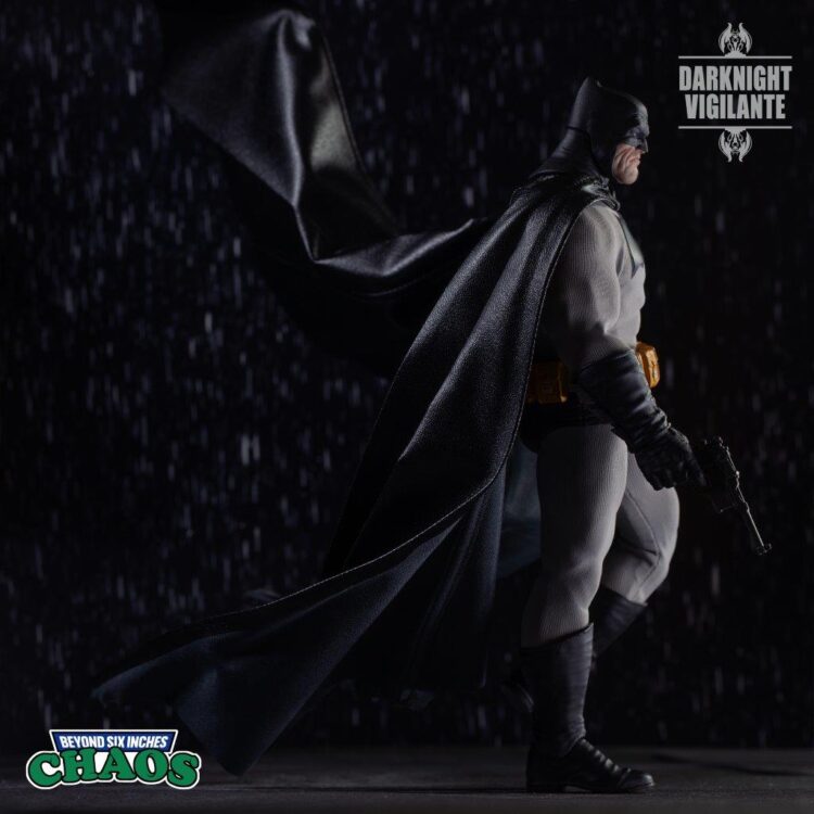 Mô hình figure Kỵ sĩ bóng đêm Batman 1/12 hãng Chaos - Image 5