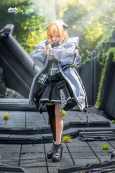 Mô hình figure 1/12 HASUKI Pocket Art Series PA009 ORIG.ver White Bishop Marianne