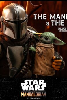Star Wars The Mandalorian and The Child (Deluxe) Collectible Set - Prototype Shown View 5