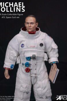 Mô hình figure 1/6 Star Ace SA0157 Apollo 11 Michael Collins Collectibles Figure